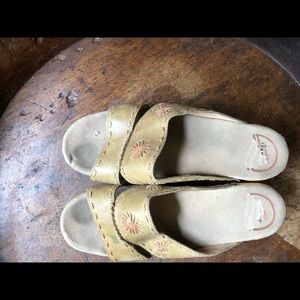 Dansko size 8 sandals